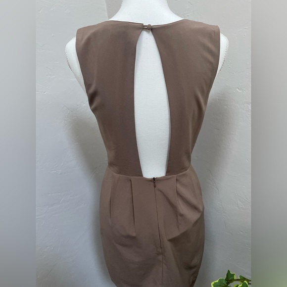 Backless Mini Dress - Picture 5 of 5